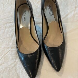 Micheal Kors pumps